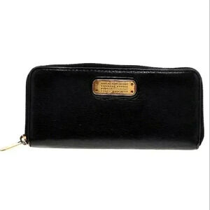 Marc Jacobs Full Zip Wallet
